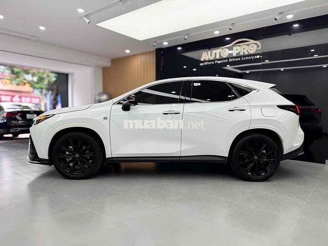 Lexus NX350 F-sport  2023 - 38000 km
