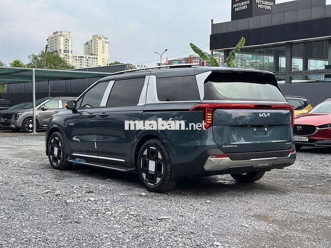 KIA CARNIVAL GIẢM MẠNH TẶNG BHVC SẴN XE GIAO NGAY