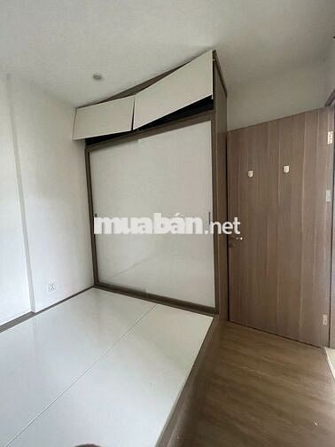 Bán căn 2PN-1VS 54m2 nội thất cơ bản tầng cao hướng ĐN giá 4ty750 bp