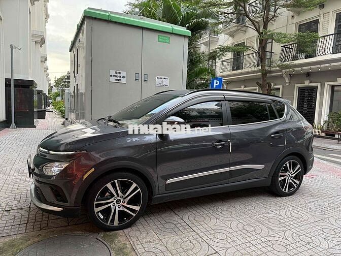 VinFast VFe34 2022 thuê pin tiên phong