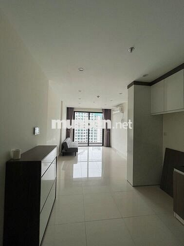 Bán căn 2PN-1VS 54m2 nội thất cơ bản tầng cao hướng ĐN giá 4ty750 bp