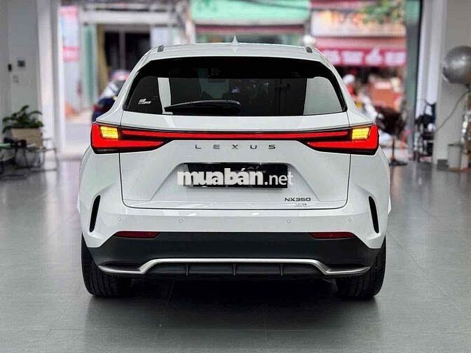 Lexus NX350 F-sport  2023 - 38000 km