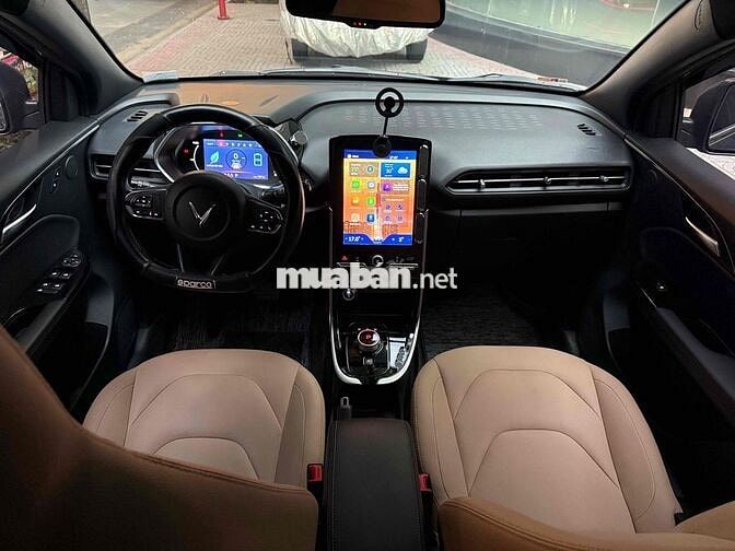 VinFast VFe34 2022 thuê pin tiên phong