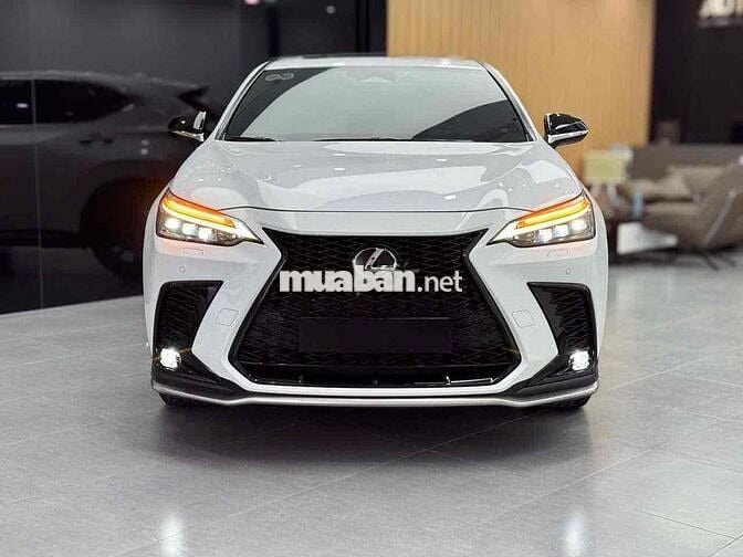 Lexus NX350 F-sport  2023 - 38000 km