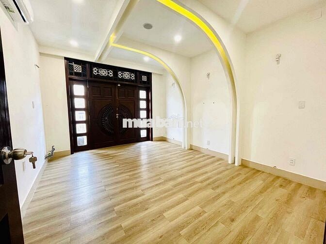 SIÊU PHẨM BIỆT THỰ MỚI ĐẸP 168A HOA LAN QUẬN PHÚ NHUẬN - 5 TẦNG