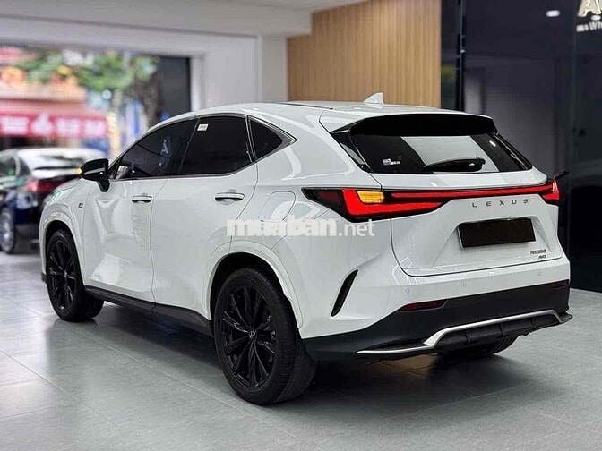 Lexus NX350 F-sport  2023 - 38000 km