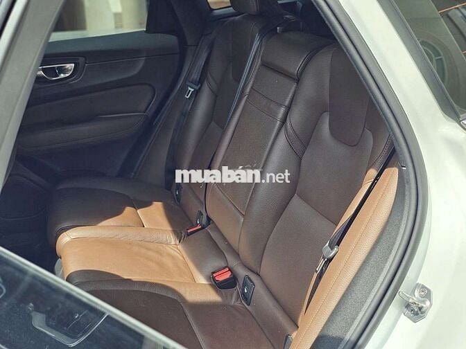 VOLVO XC60 T6 AWD SX 2020 ODO 5 VẠN