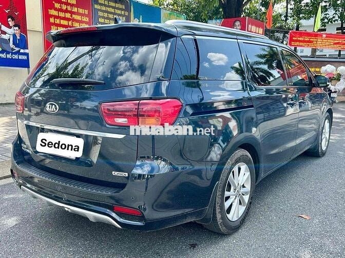 Kia Sedona 2018 2.2 bản Full dầu cao cấp