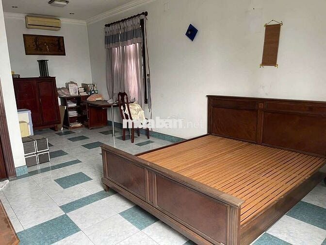 Cho thuê nhà mặt tiền đường Trường Chinh, dt 8x18m, đúc 1trệt 2 lầu,