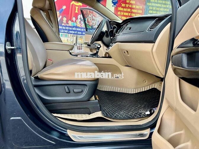Kia Sedona 2018 bản funl dầu - foml 2019