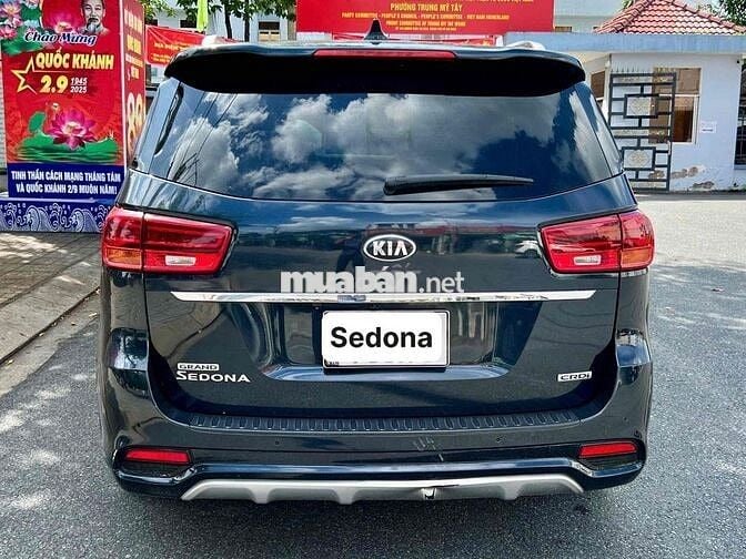 Kia Sedona 2018 2.2 bản Full dầu cao cấp