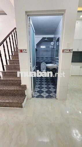 Nhà MT HXH , Huỳnh Tấn phát Thị Trấn NB, 100m2 DTSD, Giá 4 TỶ HƠN