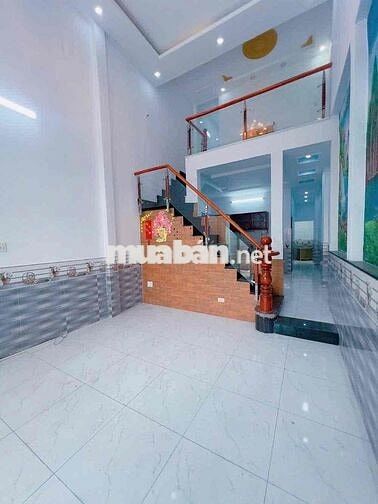 HÀNG MỚI …!!!Nhà sổ riêng  rẻ nhất ngay Trung Tâm Y Tế Dĩ An