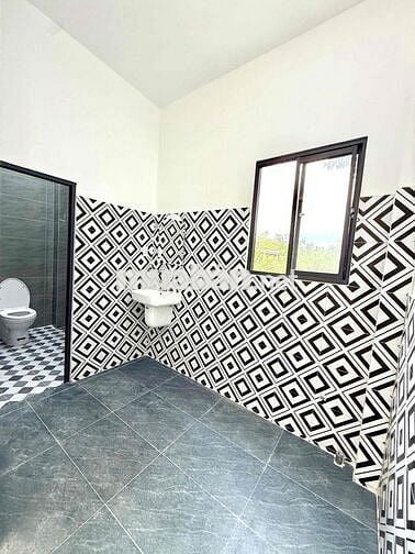 Nhà 1 Trệt 1 Lầu tại xã Mỹ Lộc Cần Giuộc  Pháp Lý : Sổ Hồng Riêng