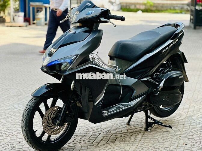 AIR BLADE 125FI XE NGUYÊN BẢN CHÍNH CHỦ