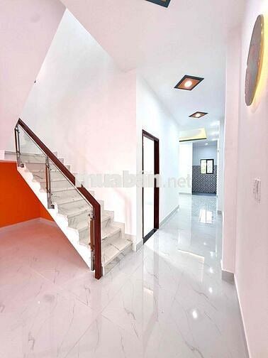 Nhà 1 Trệt 1 Lầu tại xã Mỹ Lộc Cần Giuộc  Pháp Lý : Sổ Hồng Riêng