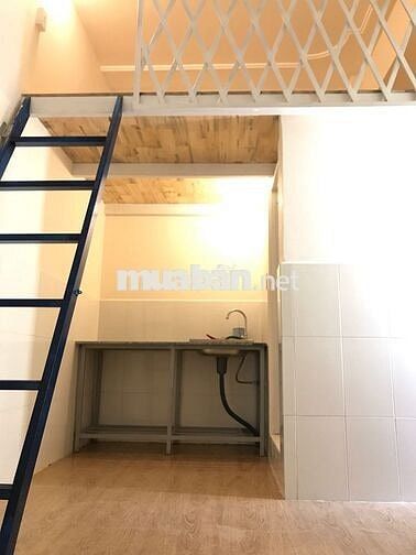 phòng trọ 15m2 có gác lửng, giờ giấc tự do