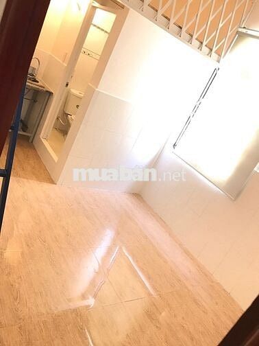 phòng trọ 15m2 có gác lửng, giờ giấc tự do