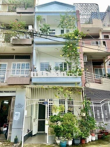 Bán nhà (Vị trí đẹp Quận Bình Thạnh).