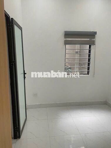 Bán Nhà Hồng Mai 15M x 4T Giá 4,68 Tỷ. Ngõ nông, dân xây, 20m ra phố.