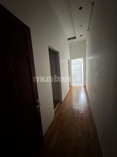 Cho thuê nhà mặt tiền Lạc Long Quân, P.5, Q.11 giá 40tr