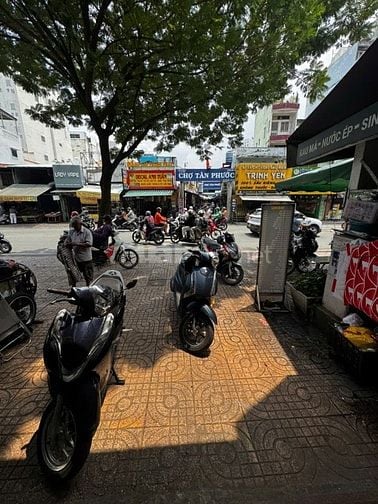 Cho thuê nhà mặt tiền Lạc Long Quân, P.5, Q.11 giá 40tr