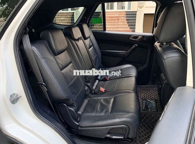 Ford Everest 2022 Titanium 2.0L 4x2 AT - 72000 km
