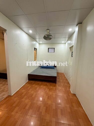NHÀ NGUYÊN CĂN x 32m² x 3 tầng - Đầy đủ nội thất {Yên Phụ - Tây Hồ}