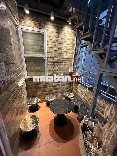 NHÀ NGUYÊN CĂN x 32m² x 3 tầng - Đầy đủ nội thất {Yên Phụ - Tây Hồ}