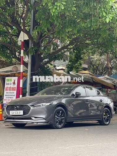 Mazda 3 2022 1.5L Luxury - 21000 km