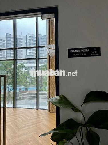 Tìm khách thuê đầu tiên - Căn hộ 3PN ban công siêu dài Centery-Celadon