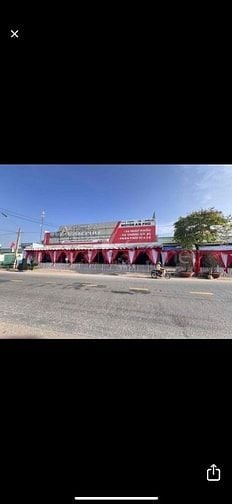 Cho thuê măt bằng. cửa cuốn tự động