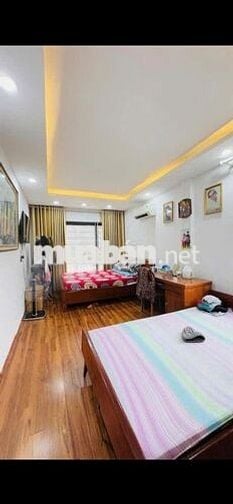 102 Hoàng Đạo Thành. Vị trí nhiều tiện ích, ô tô chạy thoải mái.