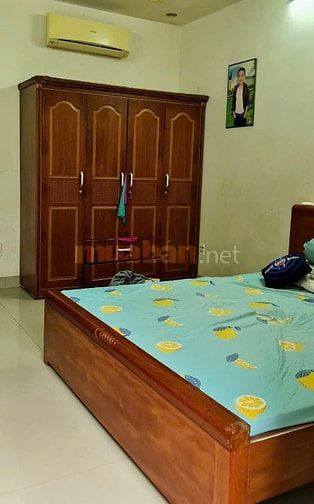 Cho thuê nhà mặt tiền Phú Thuận, Q.7, 4x20m, 3 lầu, giá 30 triệu 