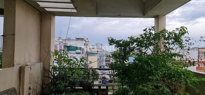 Cho thuê nhà mặt tiền Phú Thuận, Q.7, 4x20m, 3 lầu, giá 30 triệu 