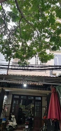 Cho thuê nhà mặt tiền Phú Thuận, Q.7, 4x20m, 3 lầu, giá 30 triệu 