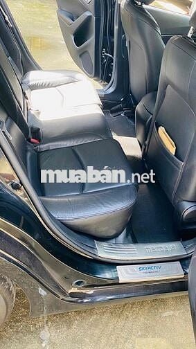 Mazda 3 2017 1.5 AT Sedan -màu đen,Xe gia đình