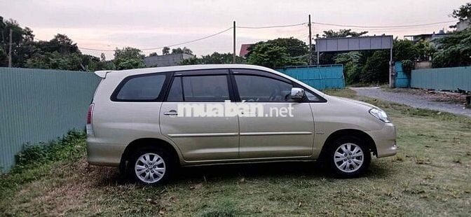 Toyota Innova Dk 2009 V - rat đep chinh chủ