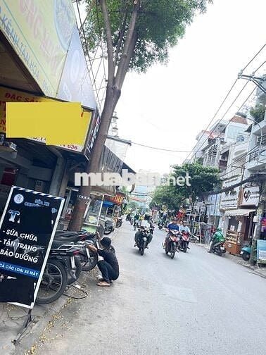 Mặt Tiền Đường Ni Sư Huỳnh Liên Ngay Chung Cư.