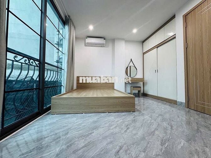 Bán ccmn Minh Khai, 80m x7T thang máy 18 phòng, dòng tiền 1.1 tỷ/năm