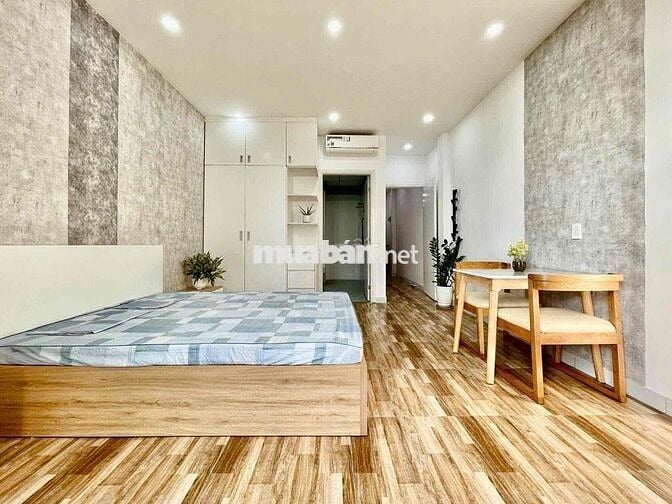 Studio Mới Keng Thoáng Mát Có Ban Công Ngay Sân Bay TSN, Giáp Q3 PN