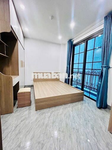 Bán ccmn Minh Khai, 80m x7T thang máy 18 phòng, dòng tiền 1.1 tỷ/năm