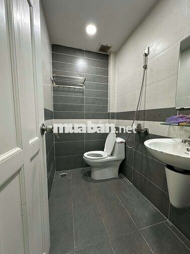 STUDIO NGAY DƯƠNG BÁ TRẠC Q8-GIỮ ĐẾN ĐẦU T11-THANG MÁY-FULL NT CỌC 1