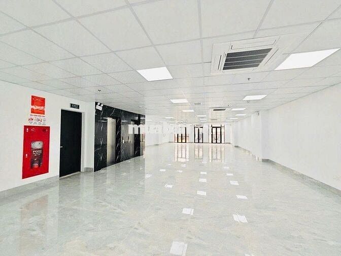 🏡 TÒA NHÀ MT BÀU CÁT 2_7X20M, HẦM 4 LẦU SÂN THƯỢNG, THANG MÁY.