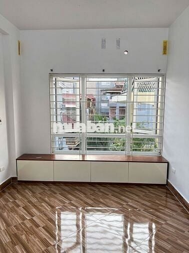 CHO THUÊ NHÀ 5 TẦNG – VỪA Ở VỪA KD – MT 5.6M – Ô TÔ VÀO NHÀ - LÔ GÓC