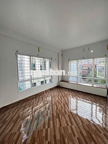 CHO THUÊ NHÀ 5 TẦNG – VỪA Ở VỪA KD – MT 5.6M – Ô TÔ VÀO NHÀ - LÔ GÓC