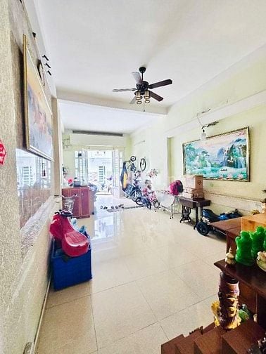 NGAY NGÃ 4 BỐN XÃ, 4❌21 VUÔNG VỨC, 4 TẦNG BTCT, HẺM 6M