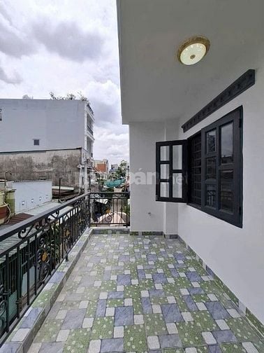 Bán nhà Đình Nghi Xuân, Bình Tân, 4x10m, 1 lầu, giá 4,2 tỷ 