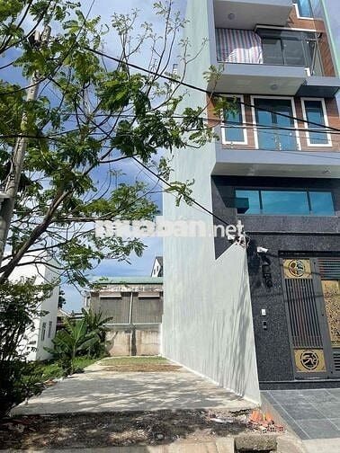 GIÁ 63 TRIỆU /m2 DT 134 m2 SỔ HỒNG RIÊNG ĐƯỜNG XE TẢI P7 QUẬN 8