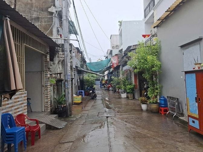 Bán nhà Đình Nghi Xuân, Bình Tân, 4x10m, 1 lầu, giá 4,2 tỷ 